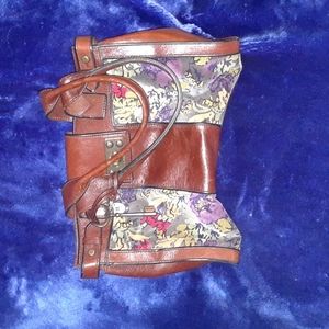 Fossil leather/fabric floral purse.